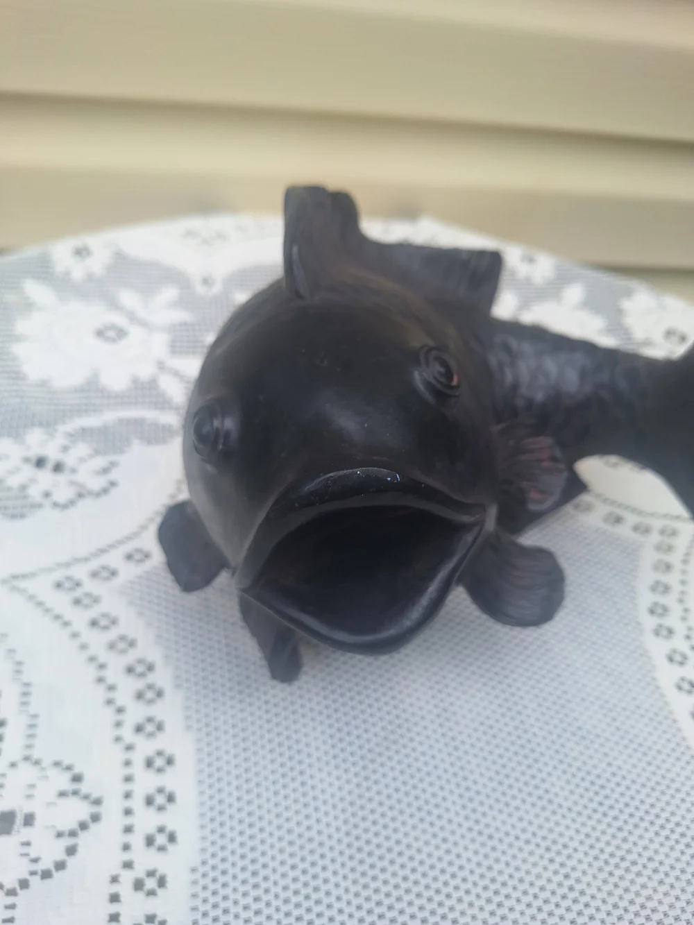 Dark Brown Resin Fish Statue for Aquarium & Home Decor